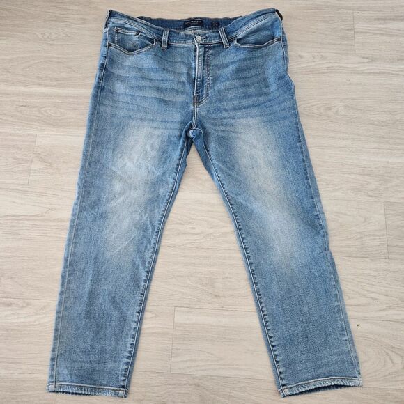 Lucky Brand Other - Lucky Brand 411 Athletic Taper Jeans Light Wash Mens 42x30